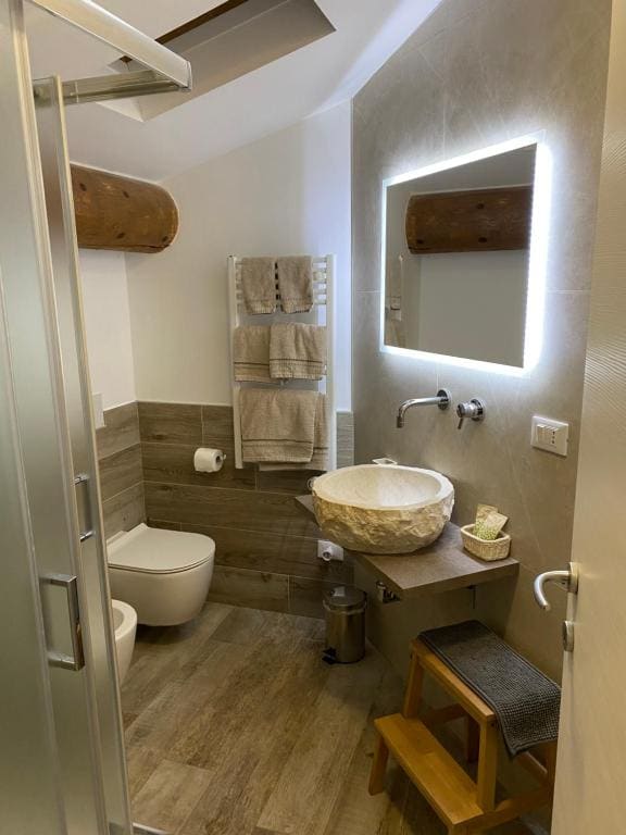 Triple Room with Balcony room - Image 2