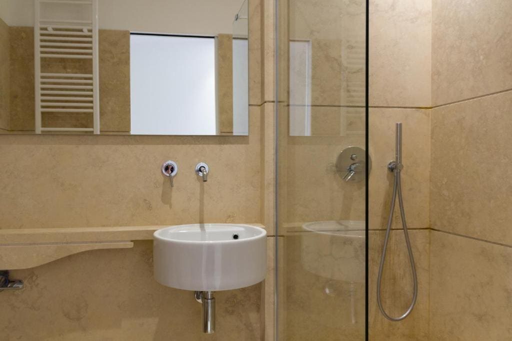 Deluxe Room room - Image 1