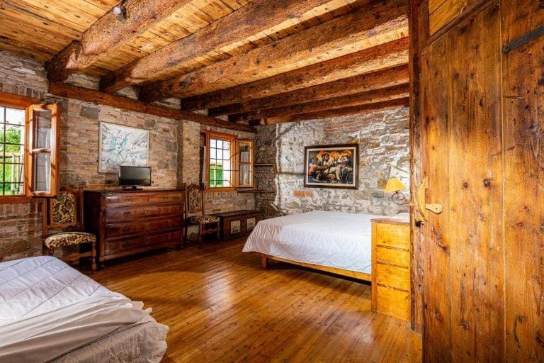 Standard Triple Room room - Image 2