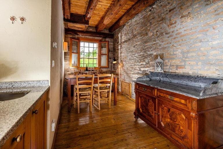 Standard Triple Room room - Image 1