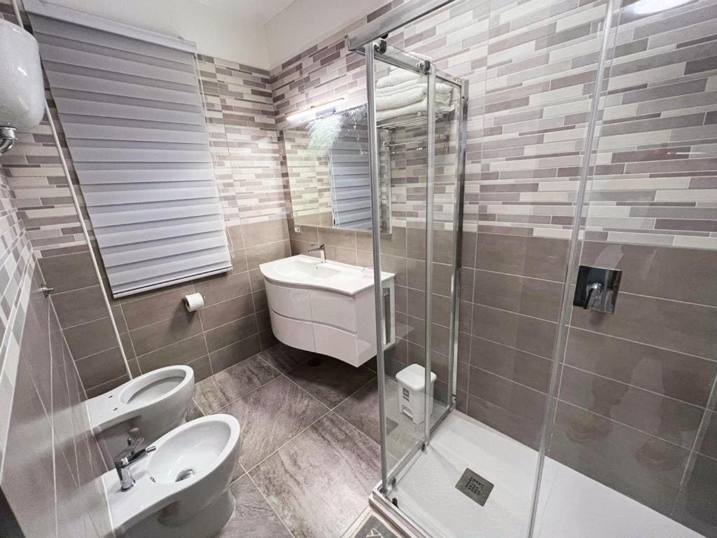 Triple Room with Terrace room - Image 1