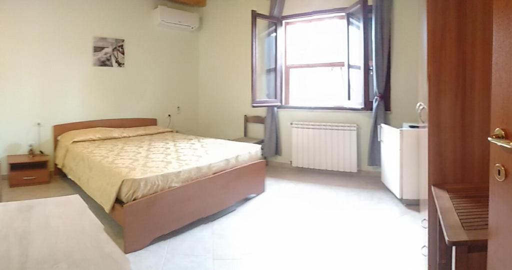 Double Room room - Image 2