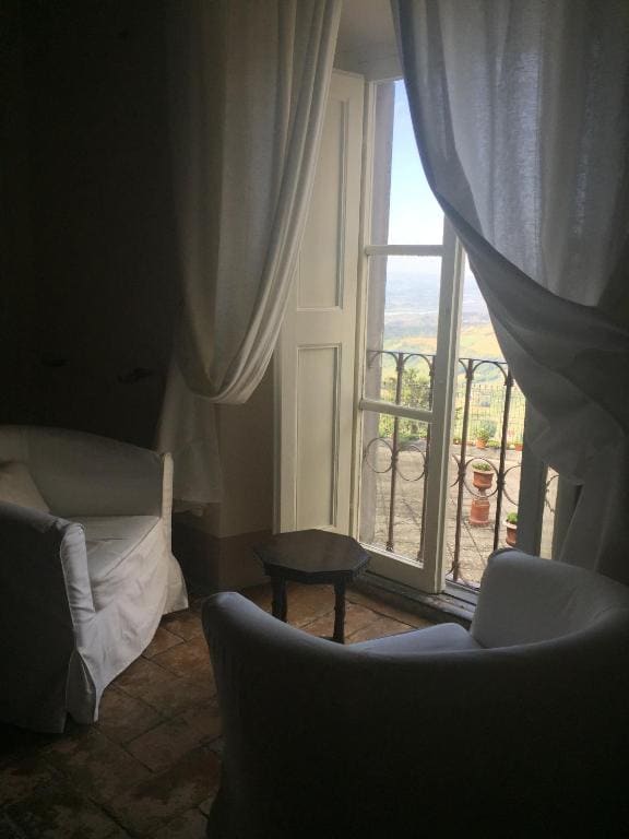 Superior Double Room room - Image 2