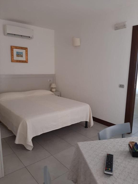 Double Room room - Image 3