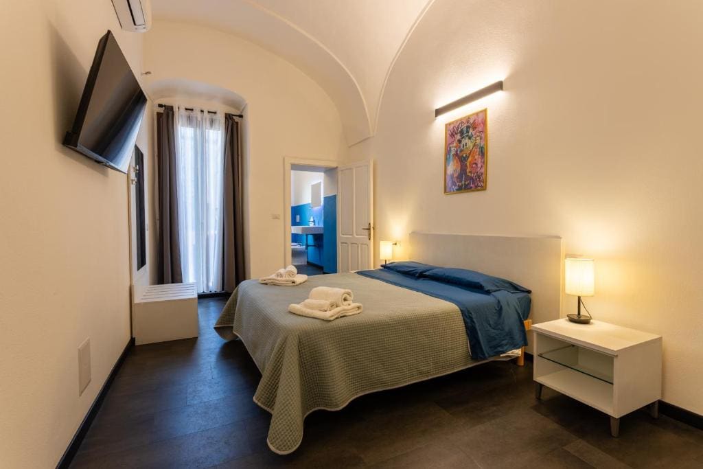 Double Room with Terrace room - Image 2