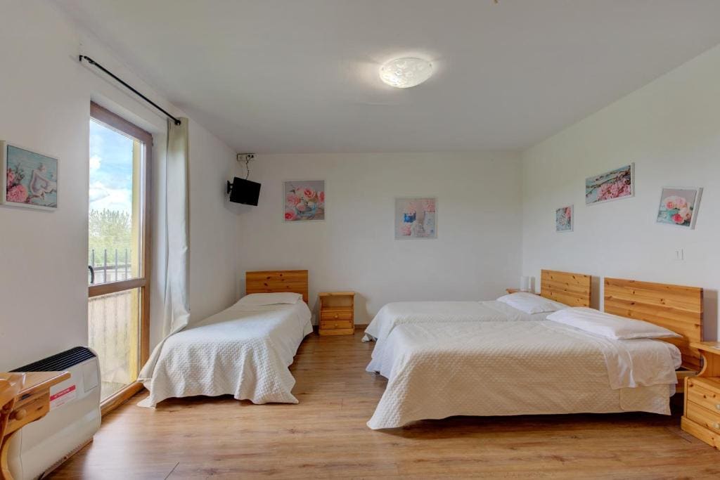 Classic Triple Room room - Image 1