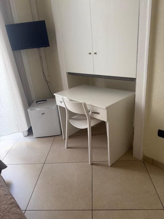 Double Room with Private Bathroom room - Image 1
