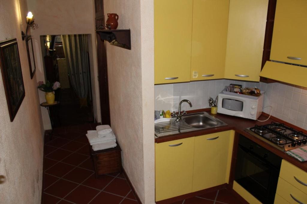 Classic Quadruple Room room - Image 1