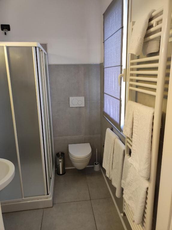 Double or Twin Room with Private Bathroom room - Image 1