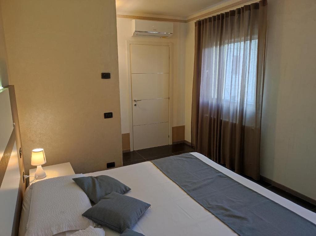 Double or Twin Room with Private Bathroom room - Image 2