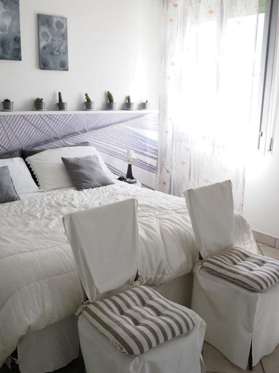 One-Bedroom Apartment room - Image 3