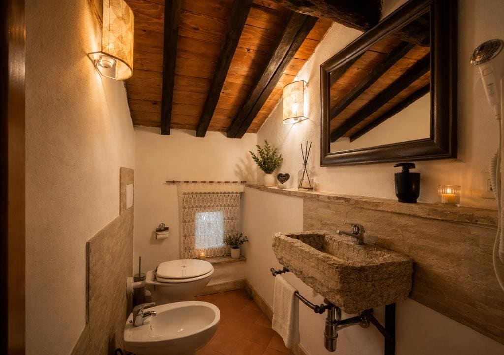 Deluxe Triple Room room - Image 2