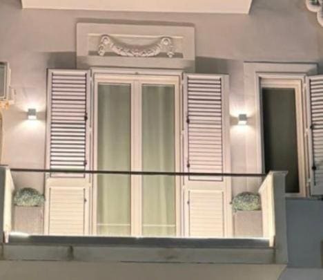 Deluxe Double Room with Balcony and Sea View room - Image 2