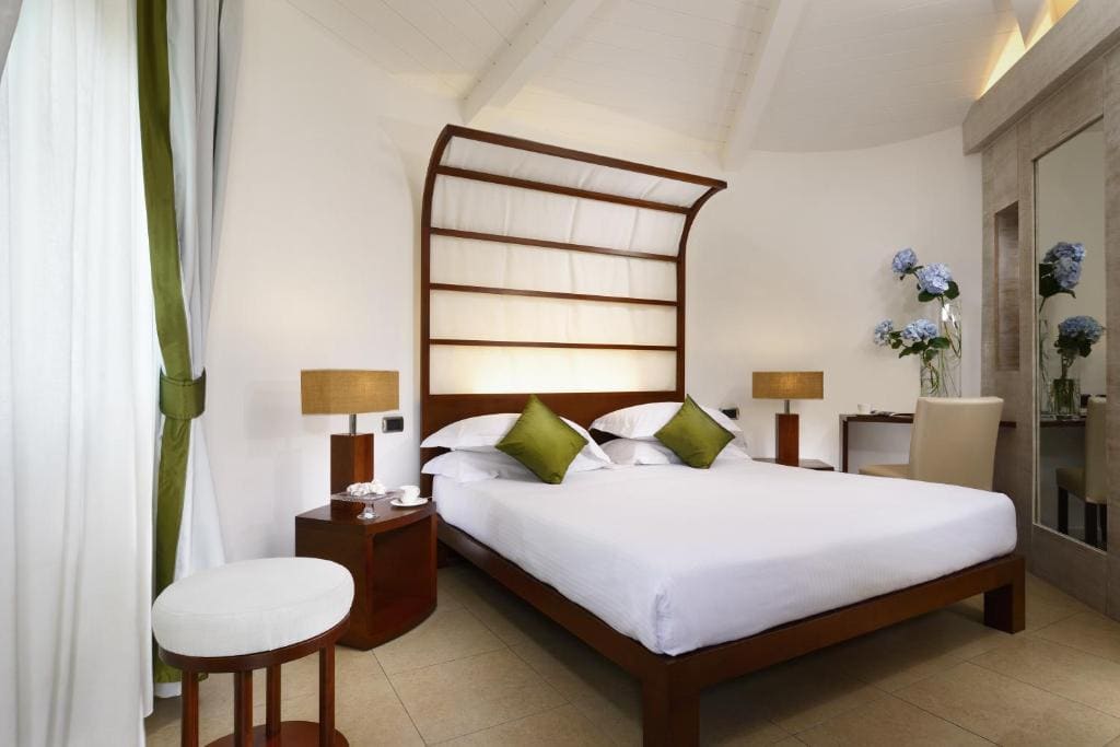 Superior Double Room room - Image 2