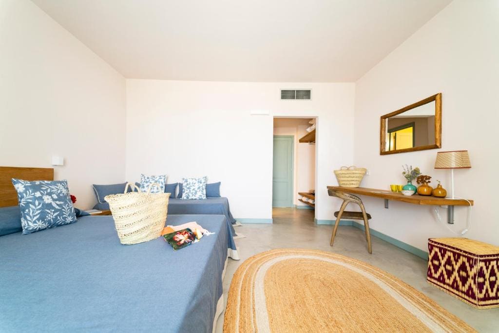 King Room with Pool View room - Image 2