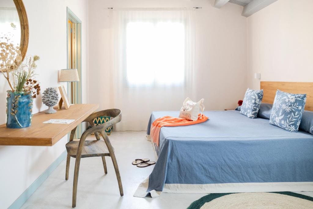 Triple Room with View room - Image 3