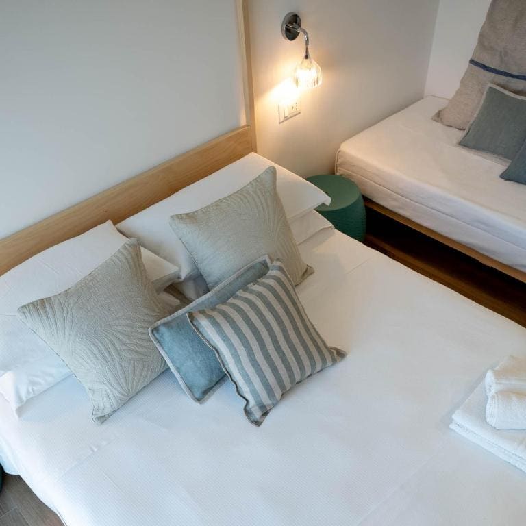 Deluxe Double Room with Extra Bed room - Image 1