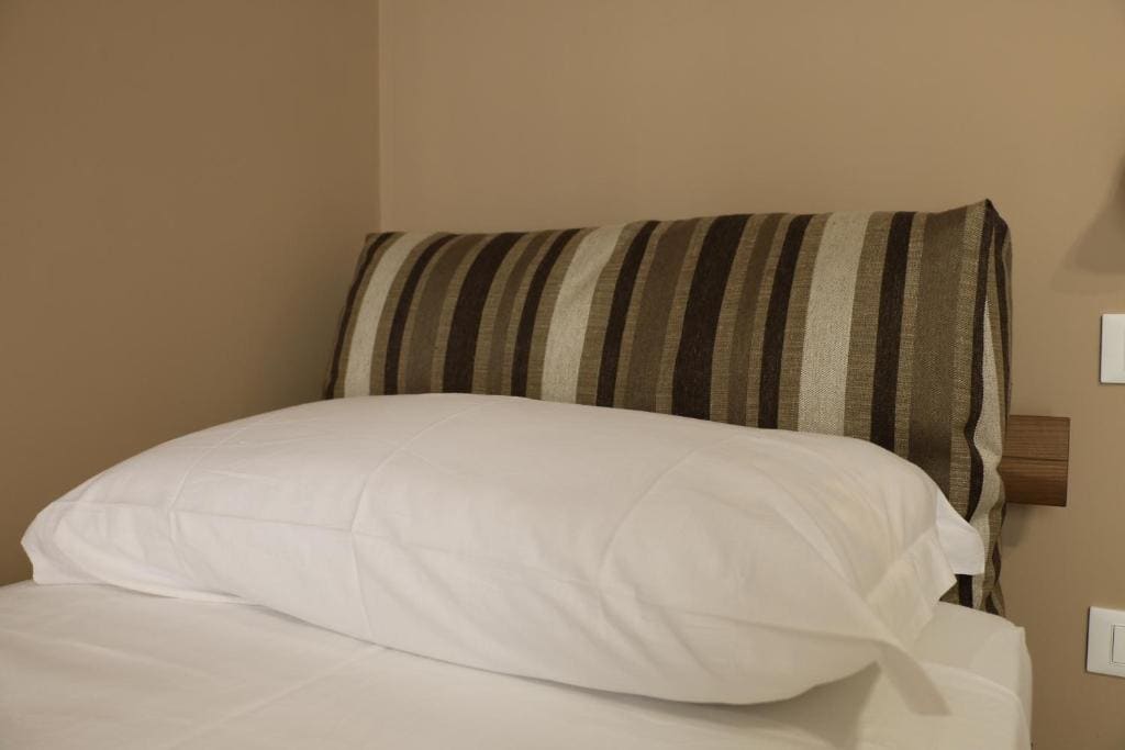 Deluxe Quadruple Room room - Image 2