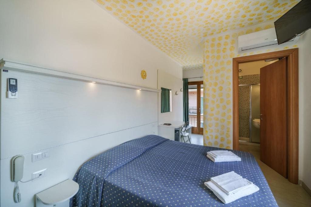 Double Room room - Image 2