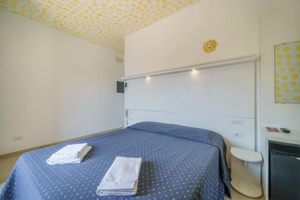 Double Room room - Image 3