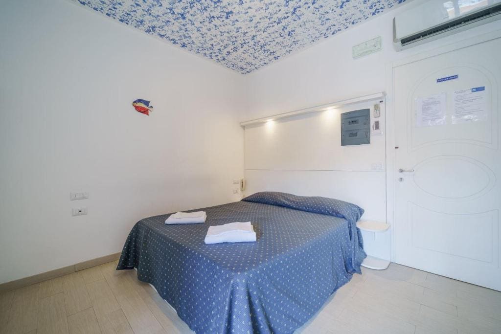Triple Room room - Image 3