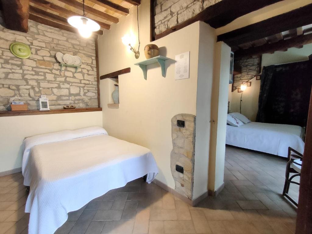 Superior One-Bedroom Apartment with Balcony room - Image 2