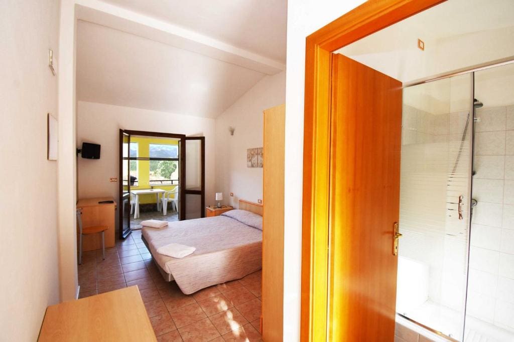 Double or Twin Room room - Image 2