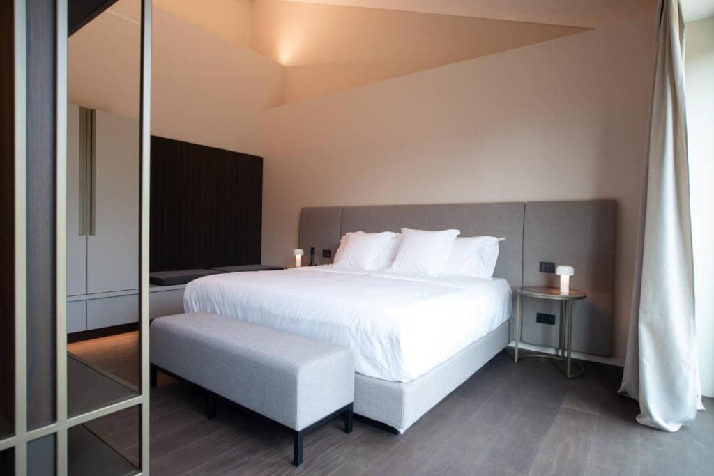 Suite room - Image 3