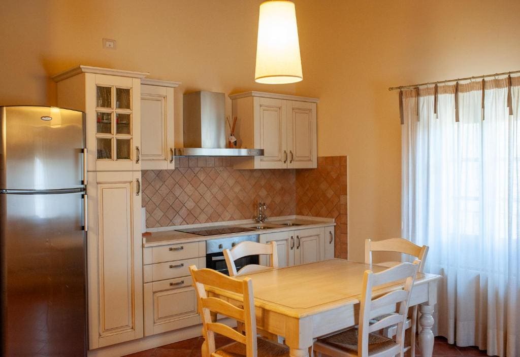 One-Bedroom Apartment room - Image 3