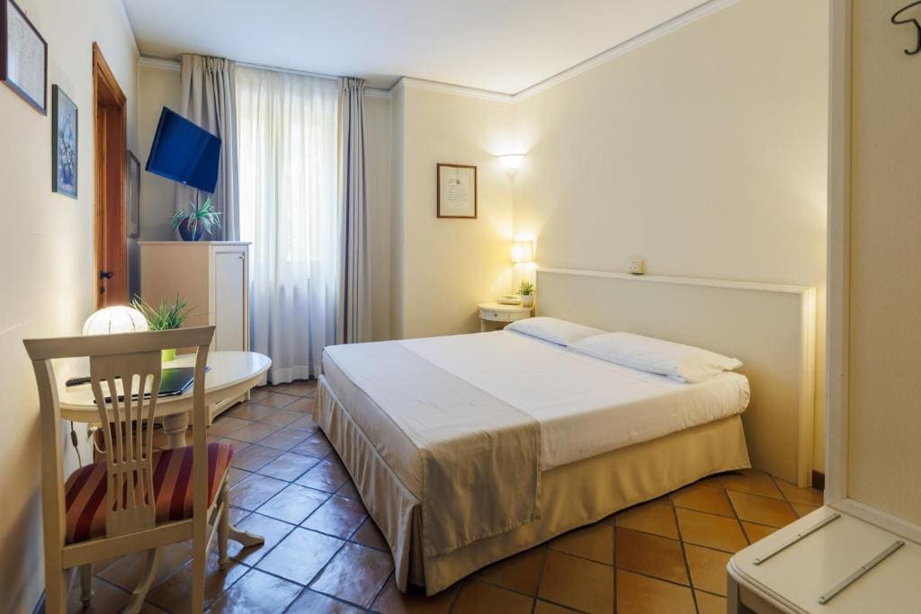 Classic Double or Twin Room room - Image 1
