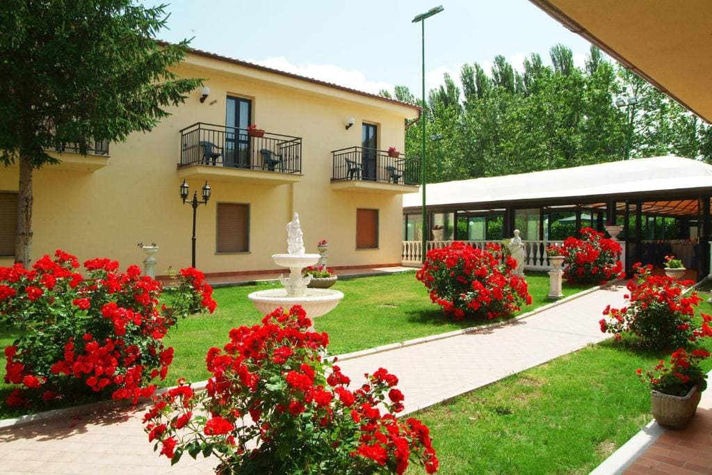Economy Double or Twin Room with Garden View room - Image 1