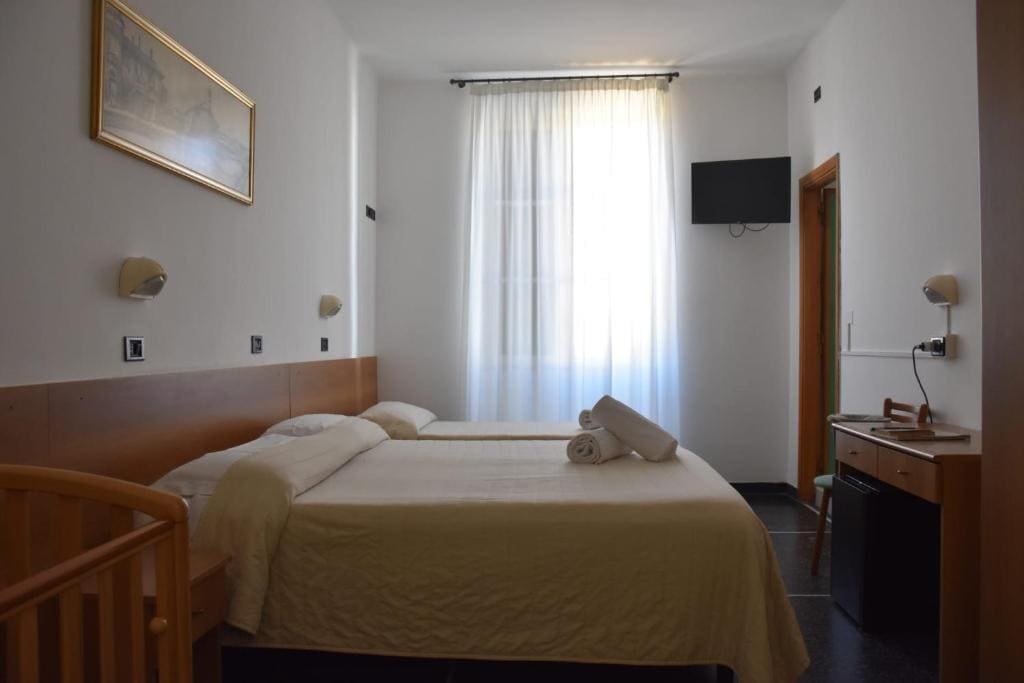 Deluxe Triple Room room - Image 2