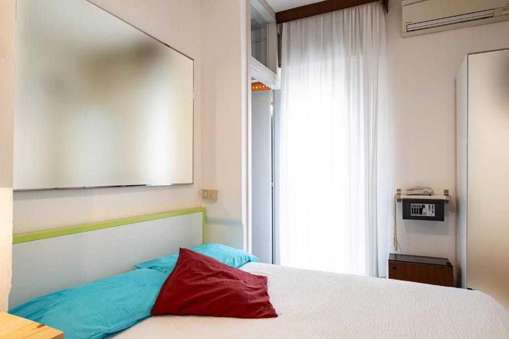 Single Room room - Image 2