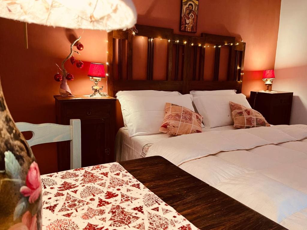 Triple Room with Private Bathroom room - Image 2