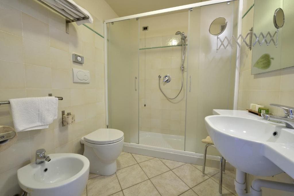 Junior Suite with Terrace room - Image 2