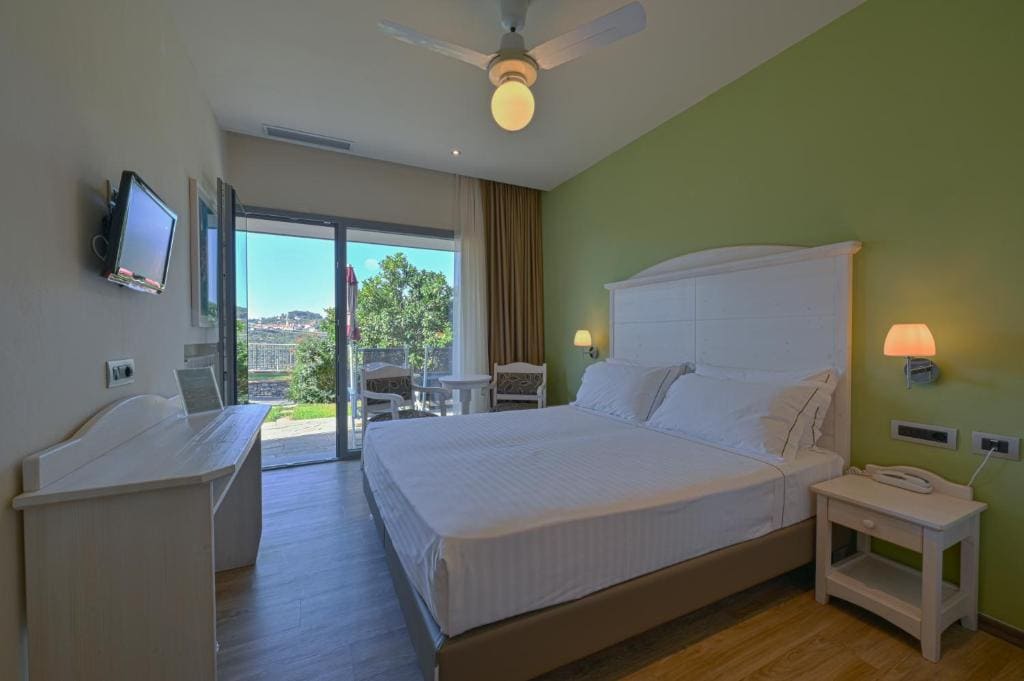 Standard Double Room room - Image 2