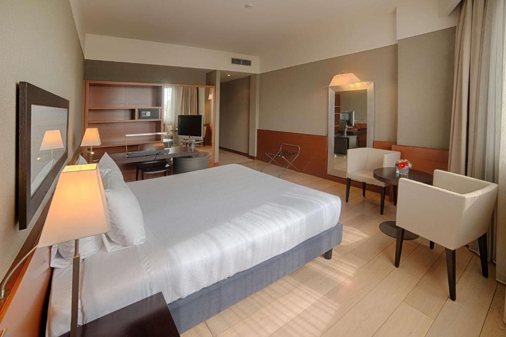 Standard Double or Twin Room room - Image 1