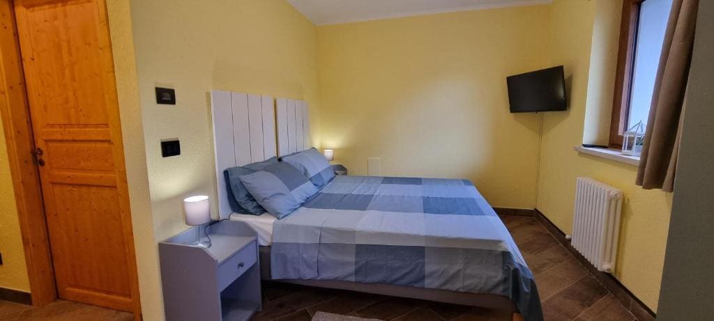 Deluxe Double or Twin Room with Mountain View room - Image 3