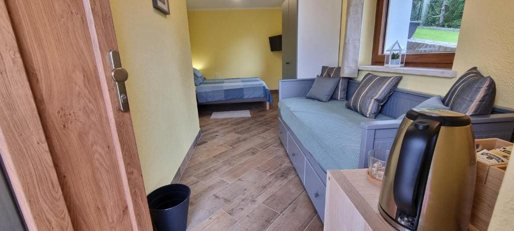 Deluxe Double or Twin Room with Mountain View room - Image 2