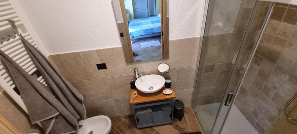 Double or Twin Room with Mountain View room - Image 1