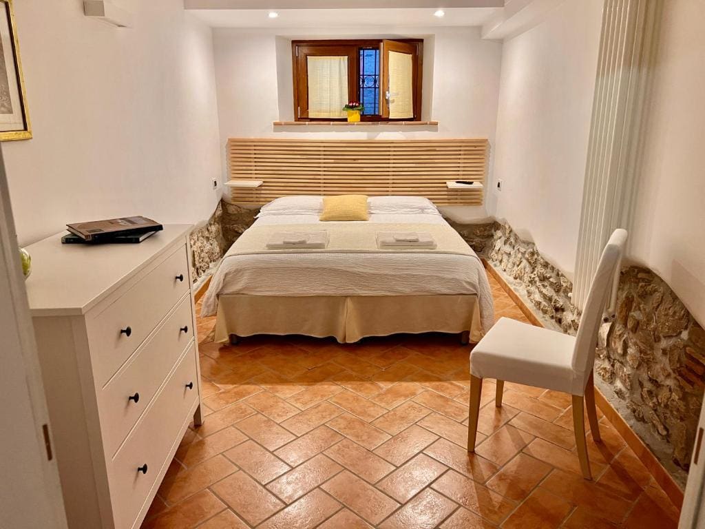 Double or Twin Room room - Image 3