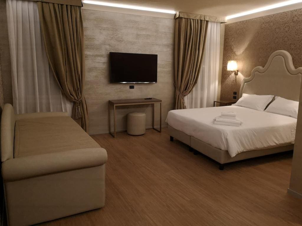 Junior Suite room - Image 3