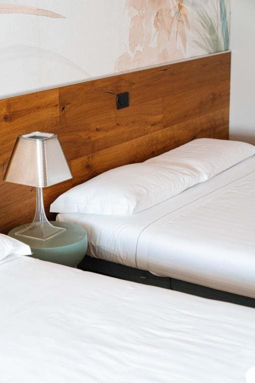 Quadruple Room room - Image 1