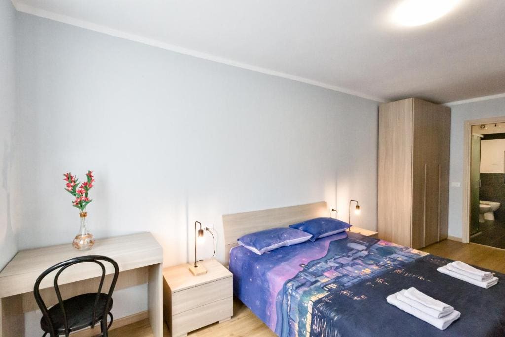 Double Room with Private Bathroom room - Image 1