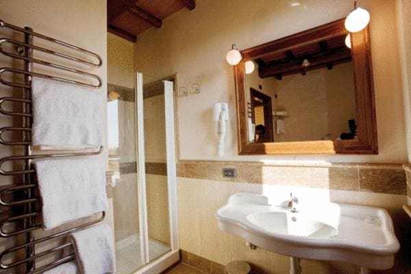 Suite room - Image 1
