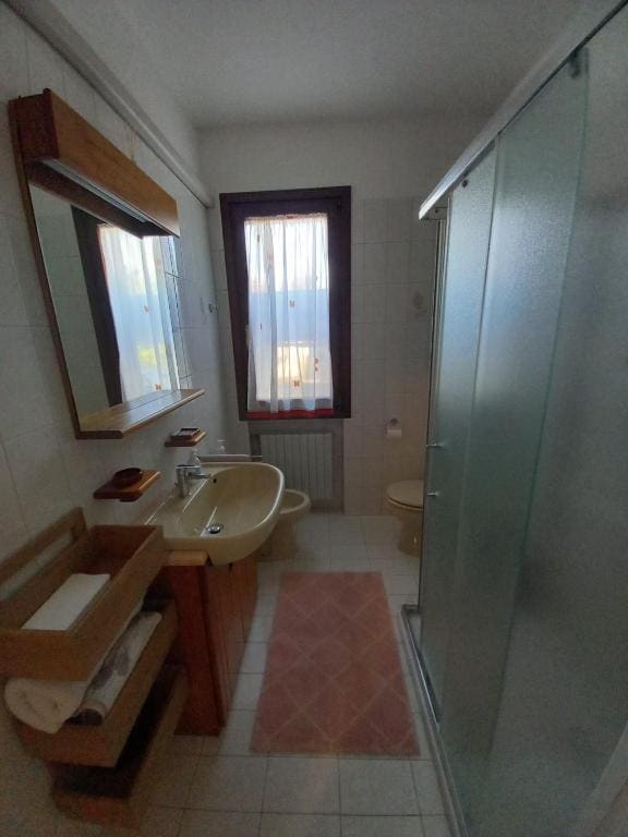 Apartment - Ground Floor room - Image 3