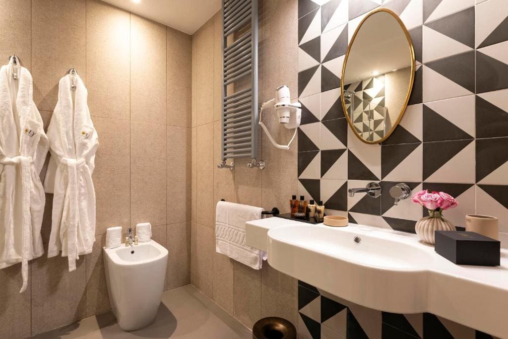 Standard Double Room room - Image 2