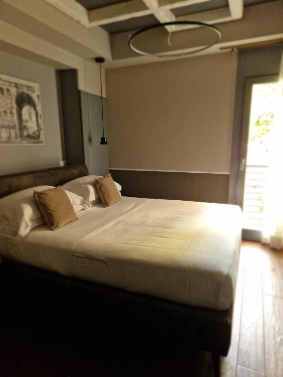 Classic Single Room - Annex Travestere room - Image 2