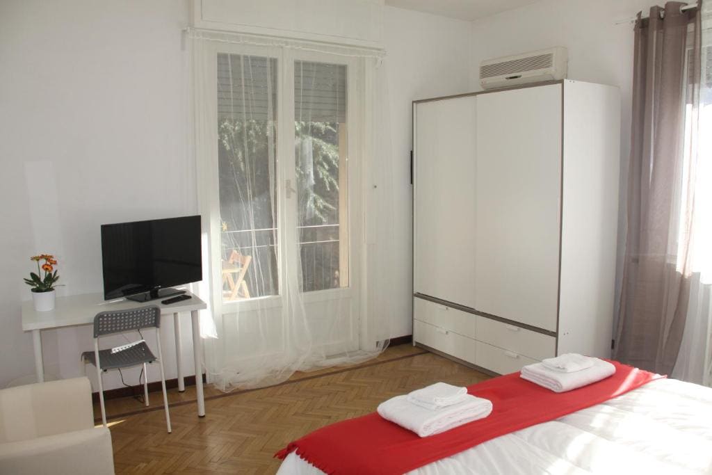 Double Room with Garden View room - Image 1