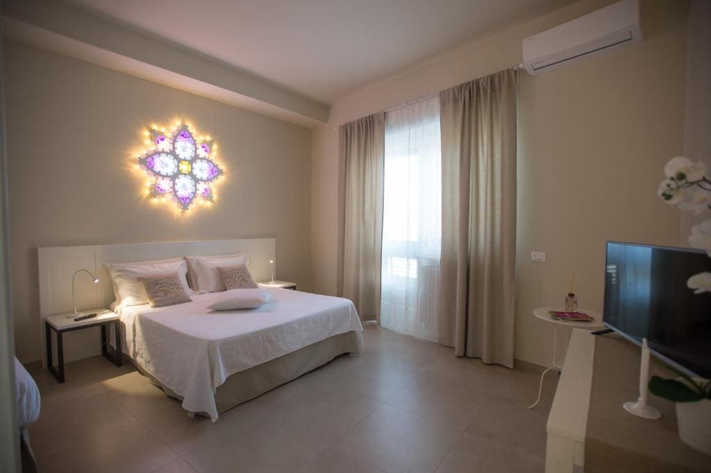 Quadruple Room with Balcony room - Image 1